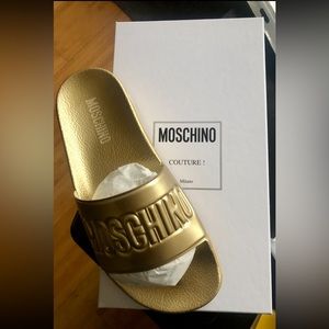 MOSCHINO Logo Embossed Pool Slide Sandals